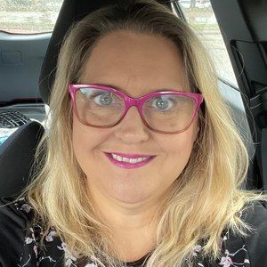 Meet your Posher, Roni